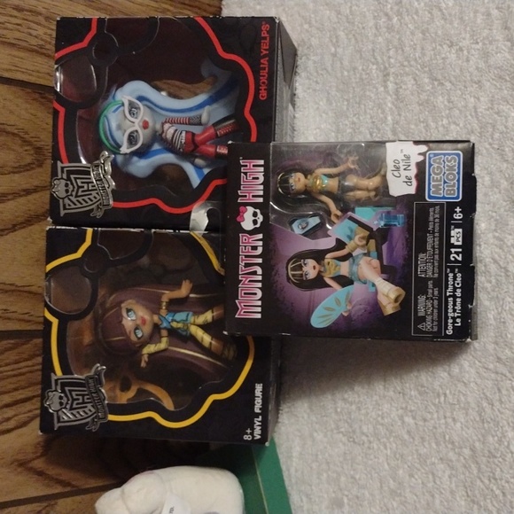 monster high Toys Monster High Bundle Poshmark